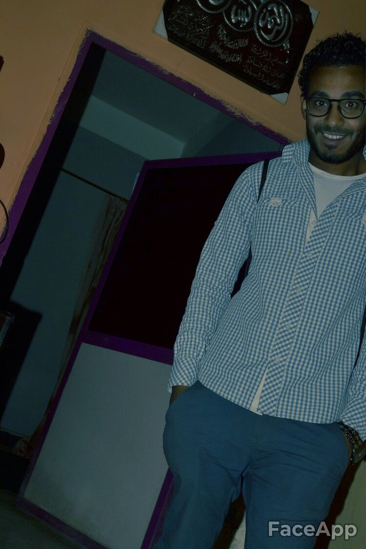 18580798  Mohamed, 36 ,    