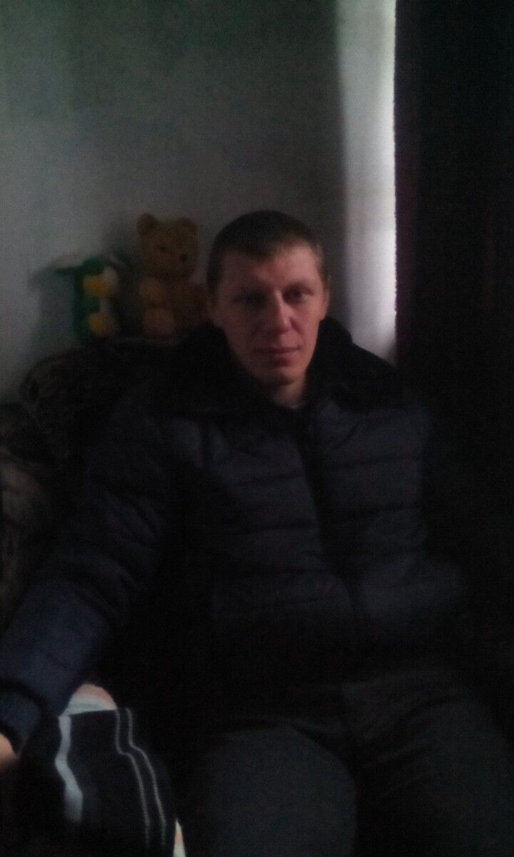  ,   Andrey, 37 ,   