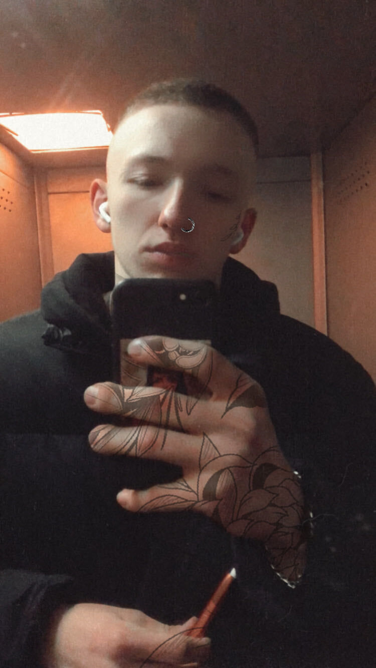  28585388  , 21 ,    