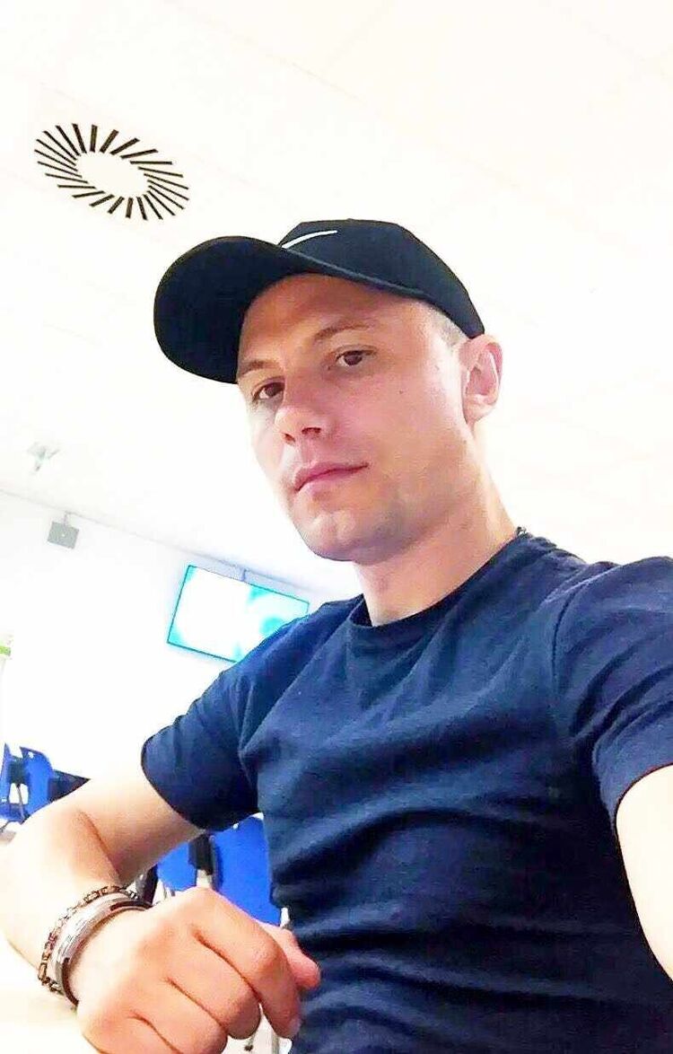  ,   Tolea, 31 ,   ,   