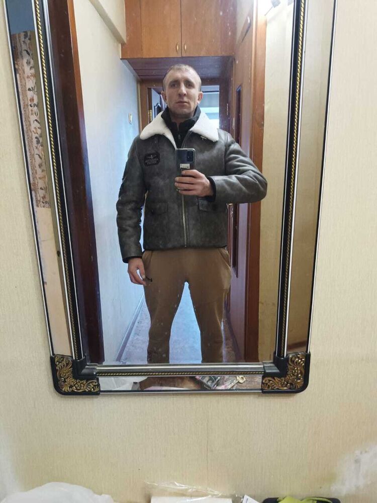  48162238  , 33 ,    