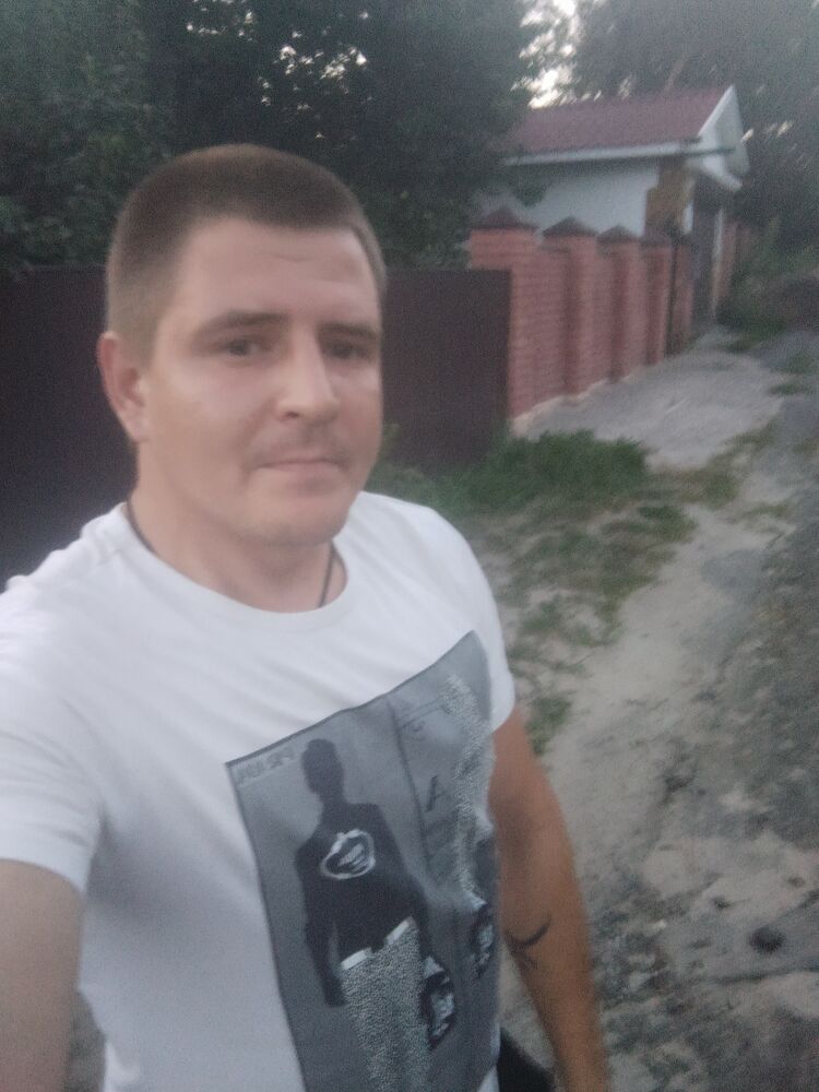  38043758  , 32 ,    