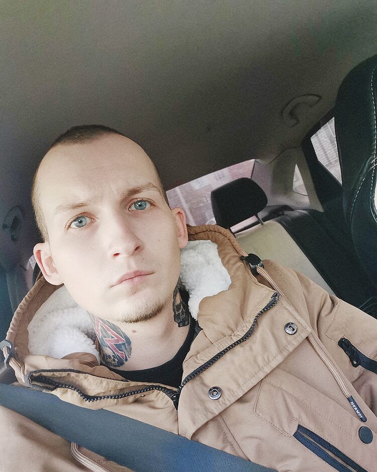  39031798  , 27 ,    