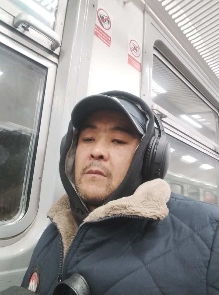  ,   Aidarbek, 43 ,   ,   