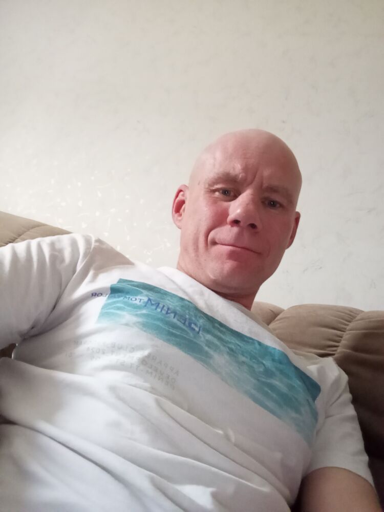  51776778  Aleksei, 48 ,    