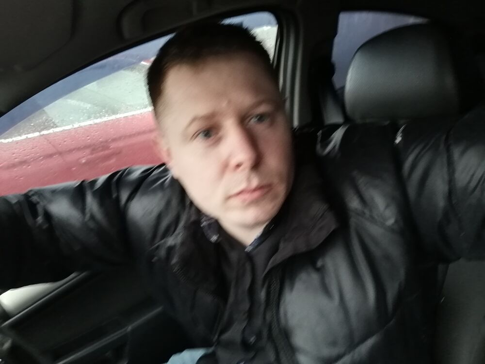  28524178  Svyatoslav, 33 ,    