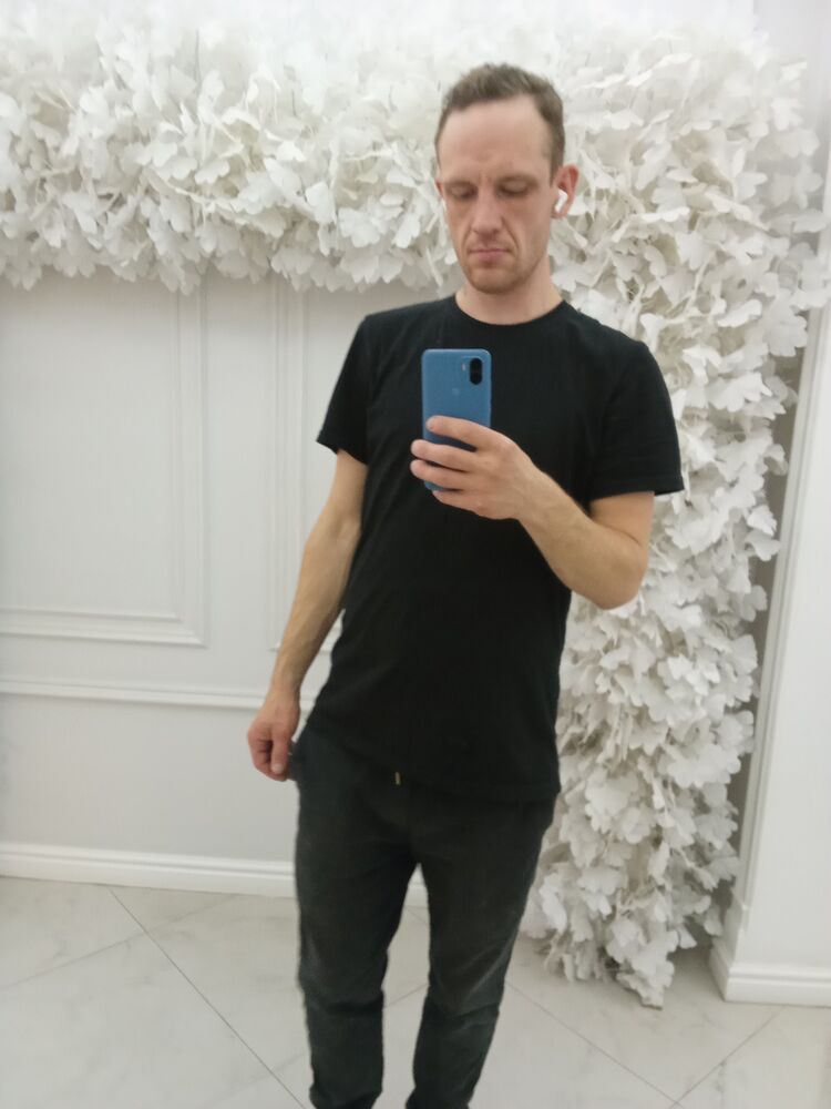  46539768  , 34 ,    