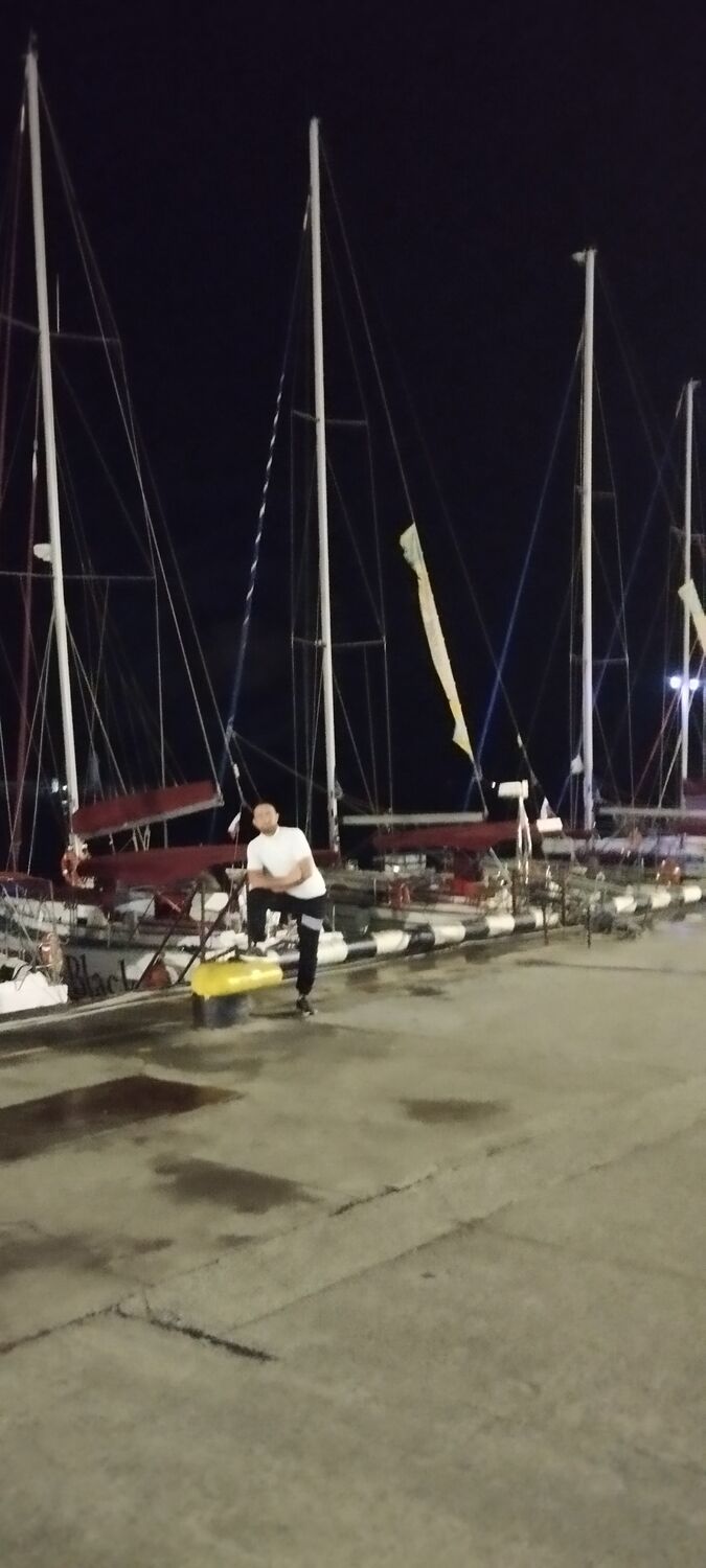  42913738  , 36 ,    