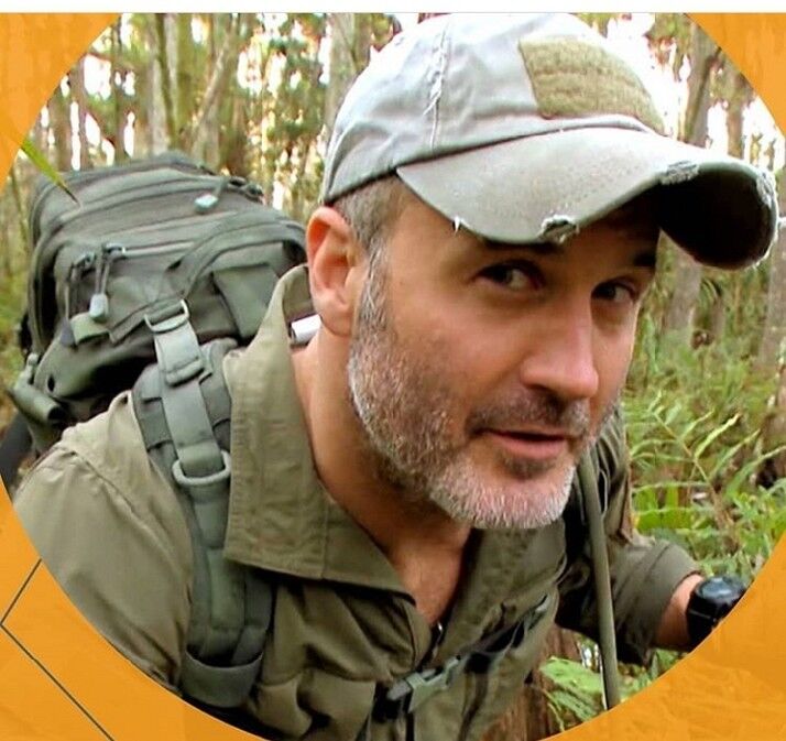 ���������� ������, ���� ������� Bruce, 53 ����, ������������ ��� ������, ����� � ���������, c�������� ���������