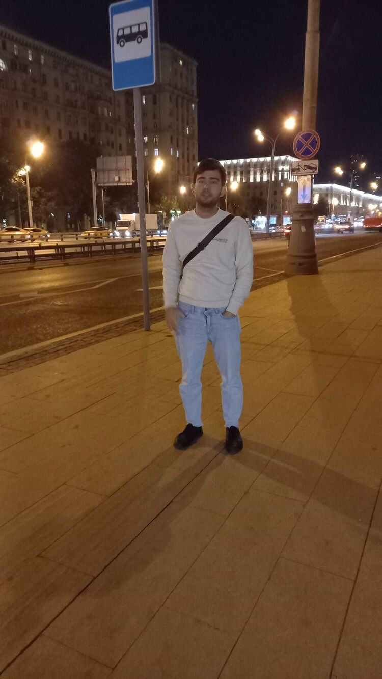  ,   Farhod, 28 ,     