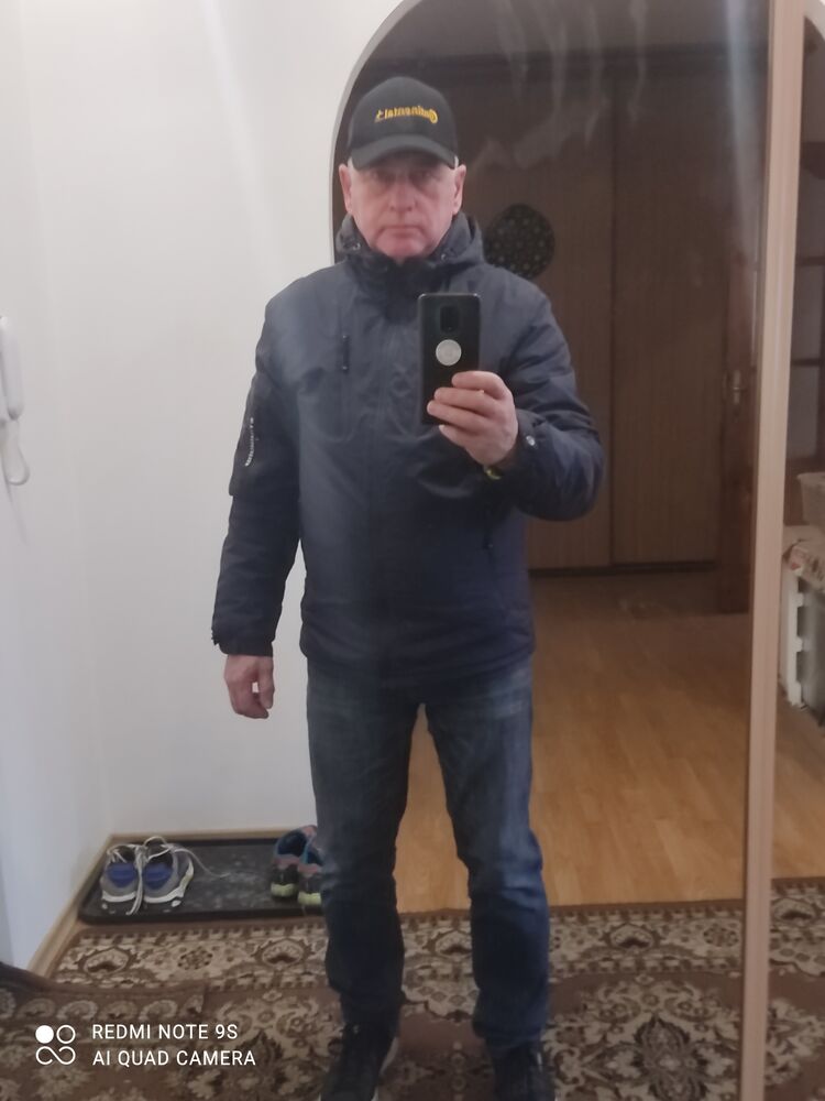  48007838  , 63 ,    