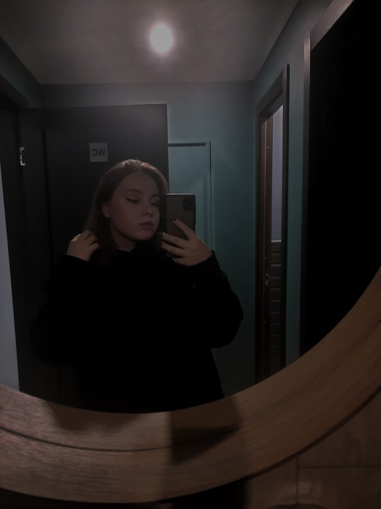   ,   Anna, 22 ,   ,   , 