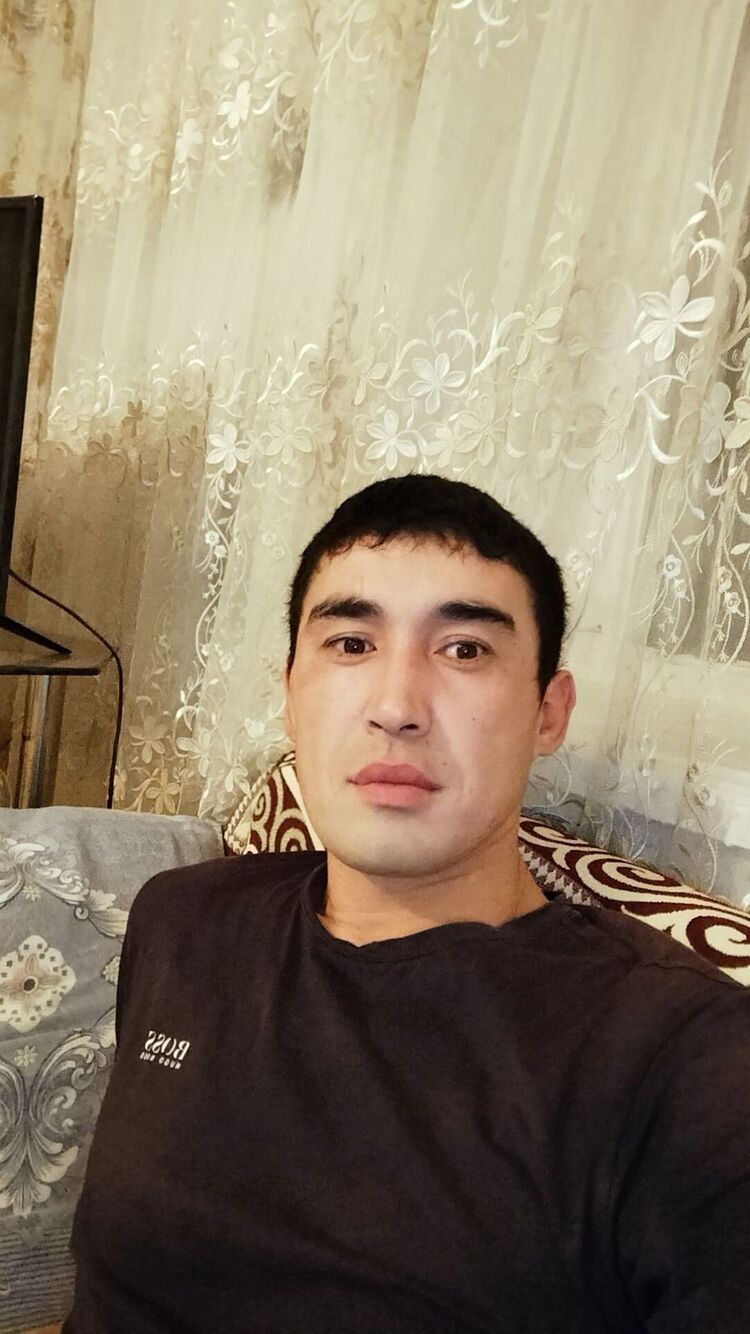  49421228  , 32 ,    