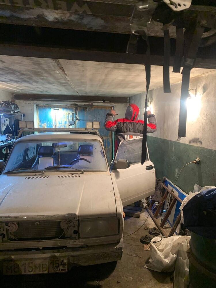  35182868  , 22 ,    
