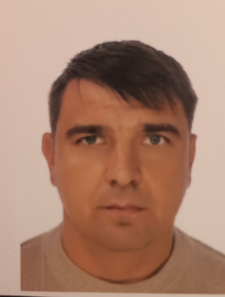  46626948  , 49 ,    