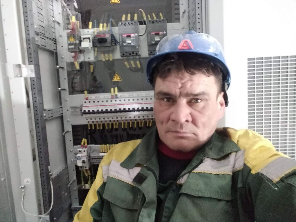  48410678  , 46 ,    