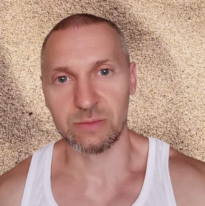  37763448  , 52 ,    