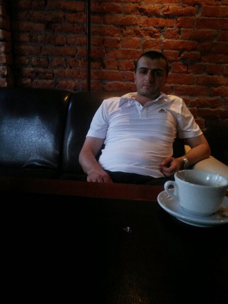  53837108  Armen, 38 ,    