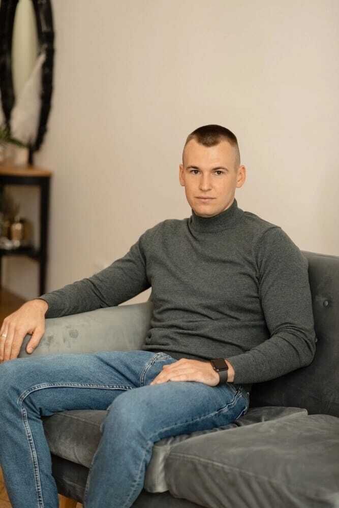  33879748  , 30 ,    --