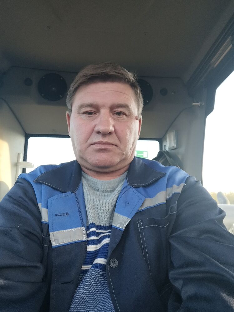  46620608  , 54 ,    