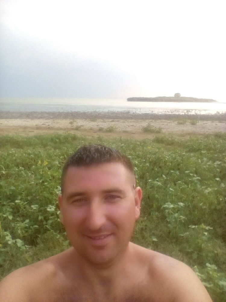  ,   Archi, 37 ,   , 