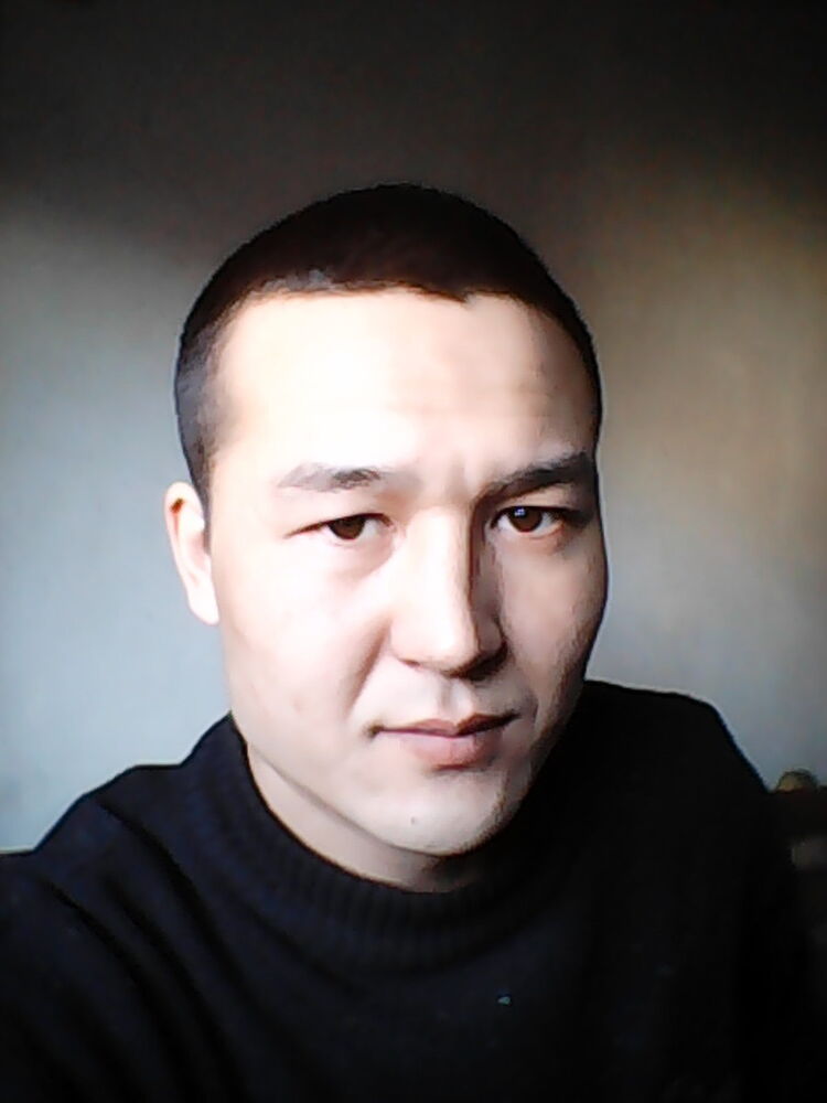  9180148  Vitaly, 34 ,    