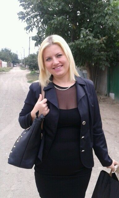  6648038  Marina, 41 ,    