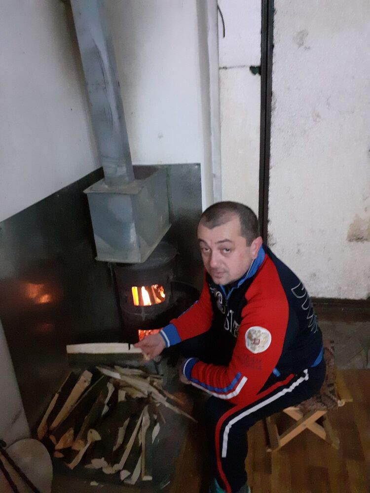  19770318  , 52 ,    