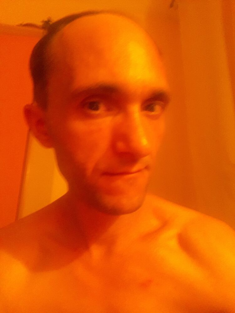  36985668  Alekseks, 38 ,    