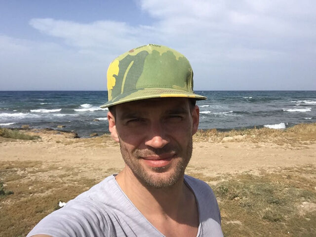  ,   Serj, 35 ,   ,   , c 