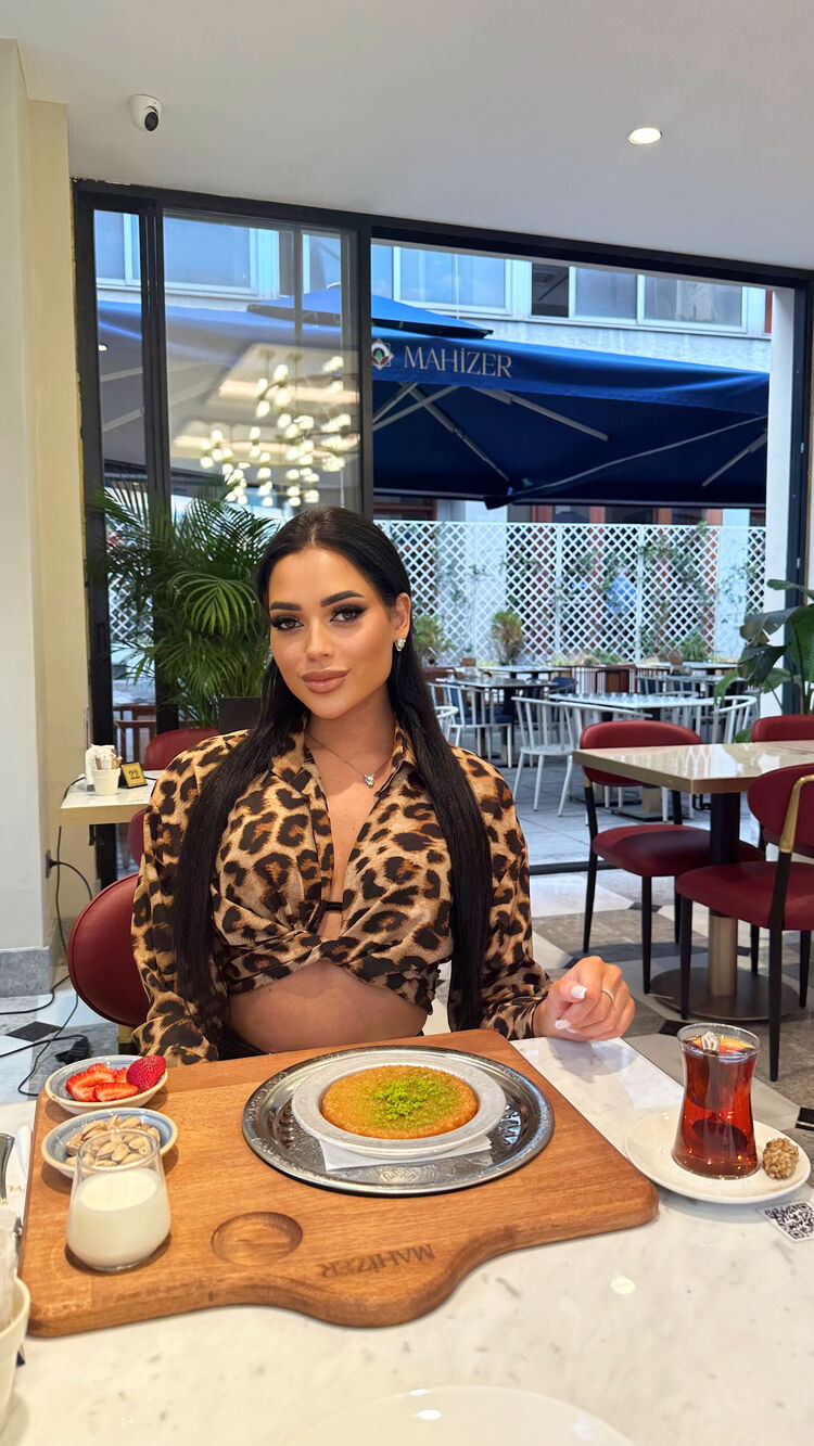  38582958  Dari, 30 ,    