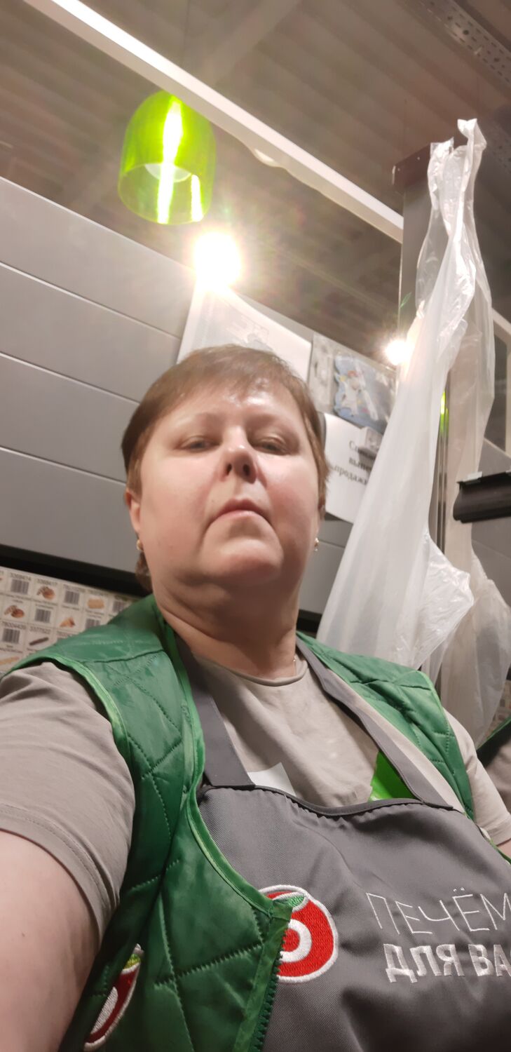  31652678  , 54 ,    -