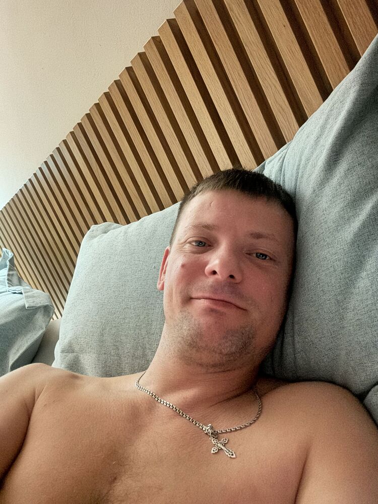  47884948  , 37 ,    