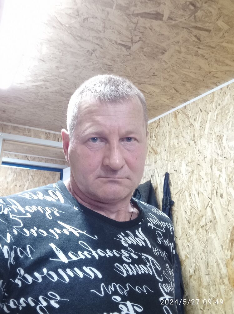  43644458  , 47 ,    