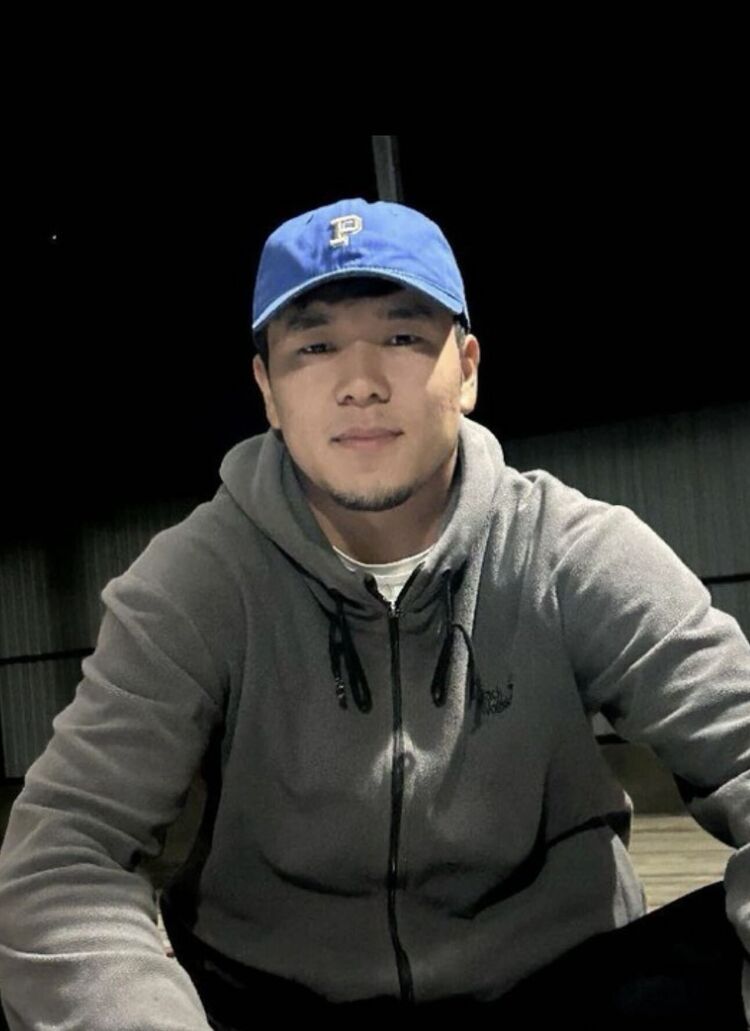  52134208  Omar, 30 ,    