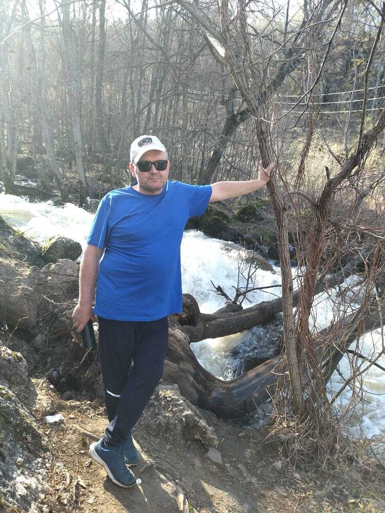  42714278  Andrey, 53 ,    