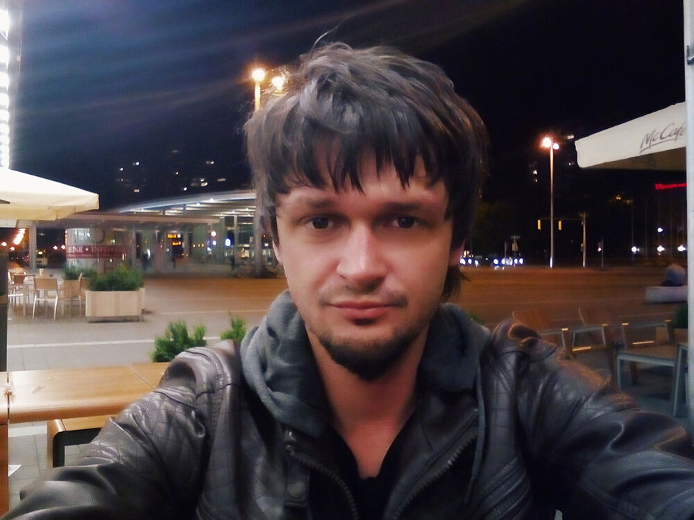  ,   Artur, 36 ,   ,   , c 