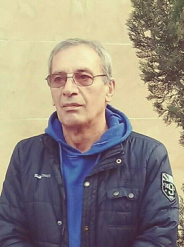  21530508  Nik, 61 ,    