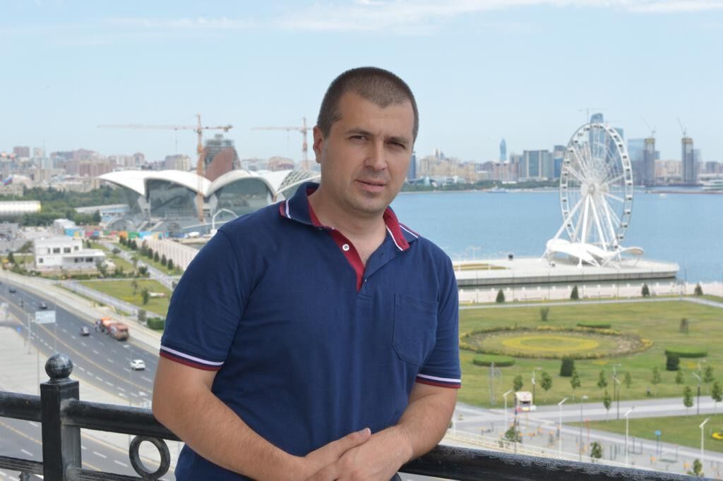  ,   Pasha, 44 ,   ,   , c 