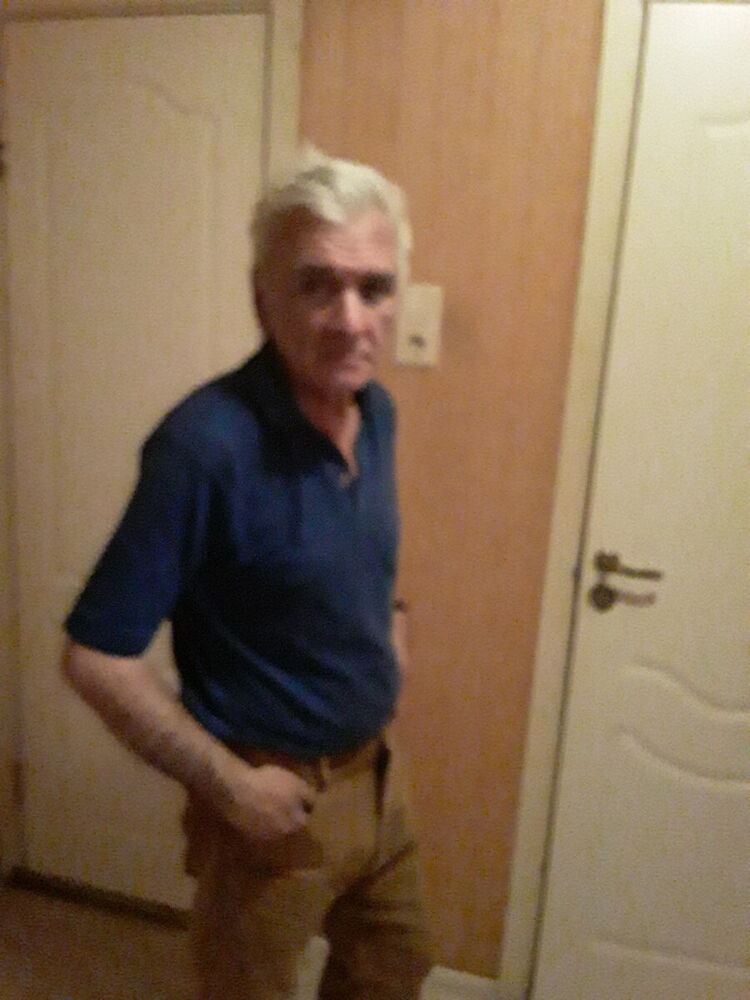  21718958  , 65 ,    -
