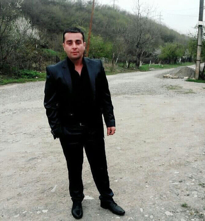  ,   Ekber, 37 ,   ,   , c 