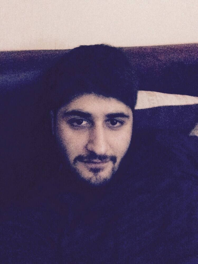  6536168  Rezi, 35 ,    