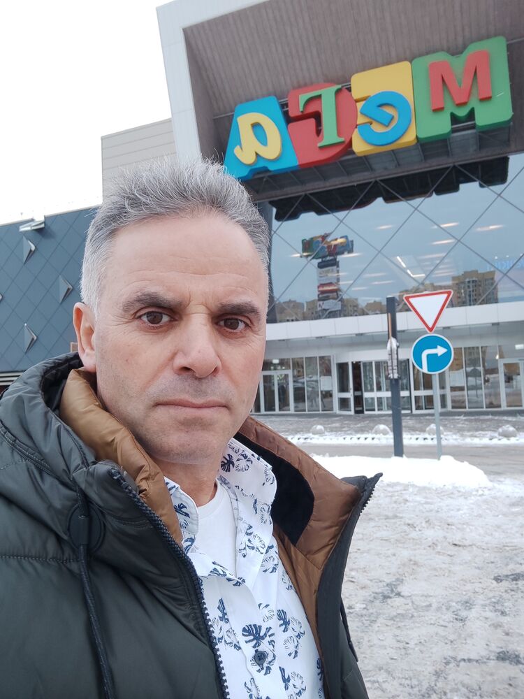 48326748  Emirhan, 45 ,    