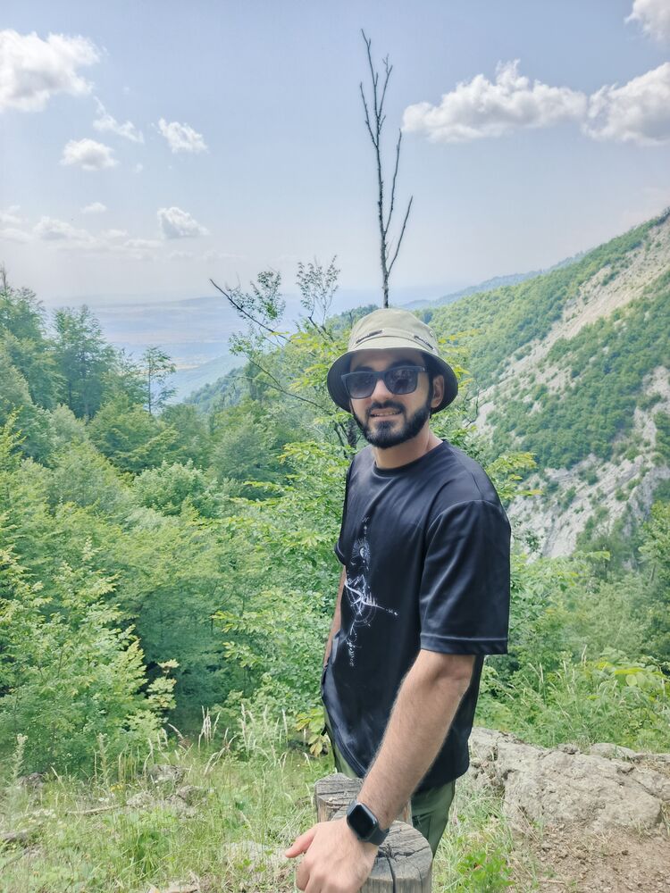 ���������� ����, ���� ����� Ali, 23 ����, ������������ ��� ������, ����� � ���������