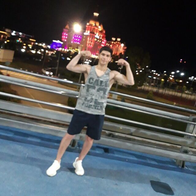  29331118  Chingizbek, 26 ,    