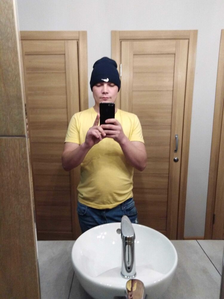  18085678  , 31 ,    