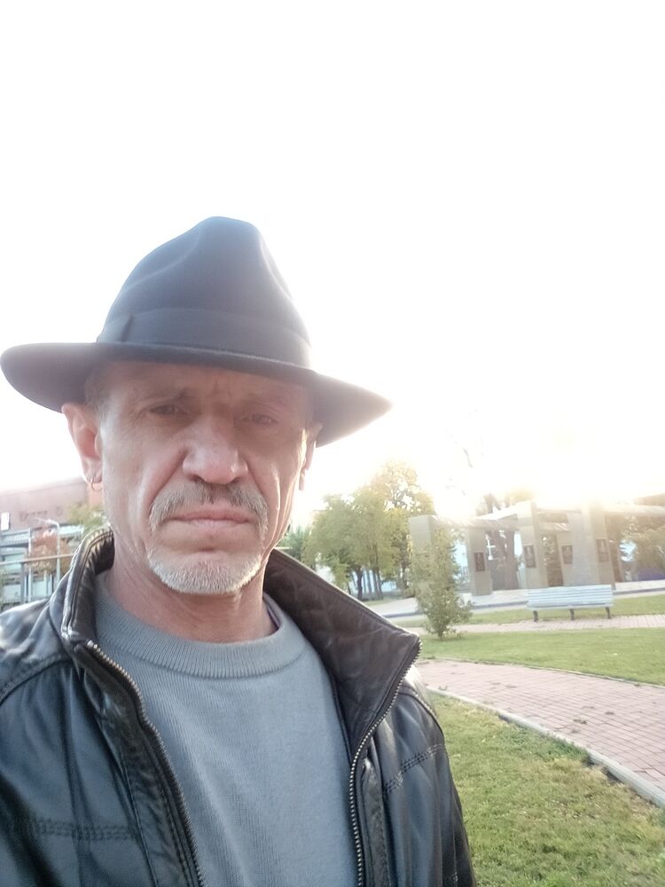  25032638  , 54 ,    