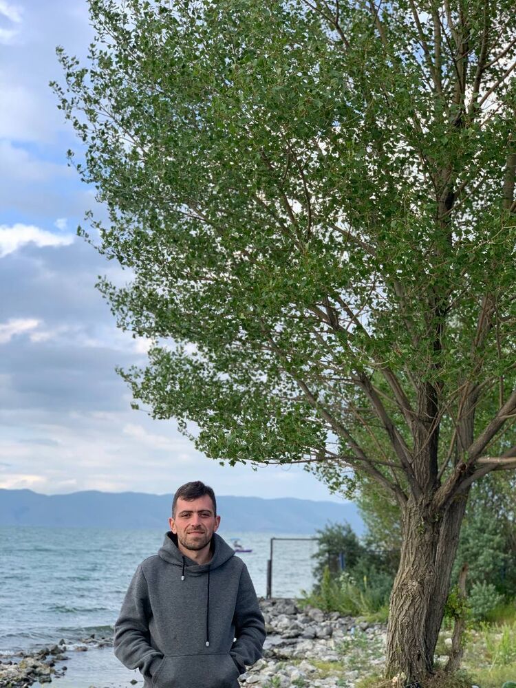  ,   Garik, 25 ,   ,   