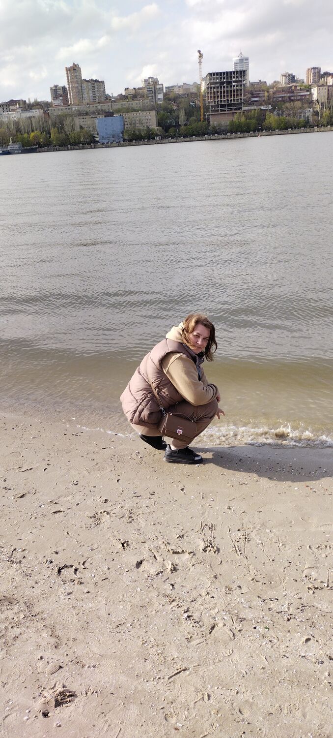  --,   , 52 ,   c 