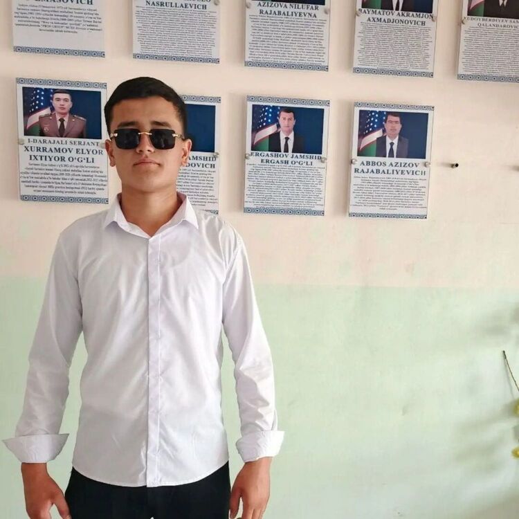  52727768  Bekzod, 19 ,    